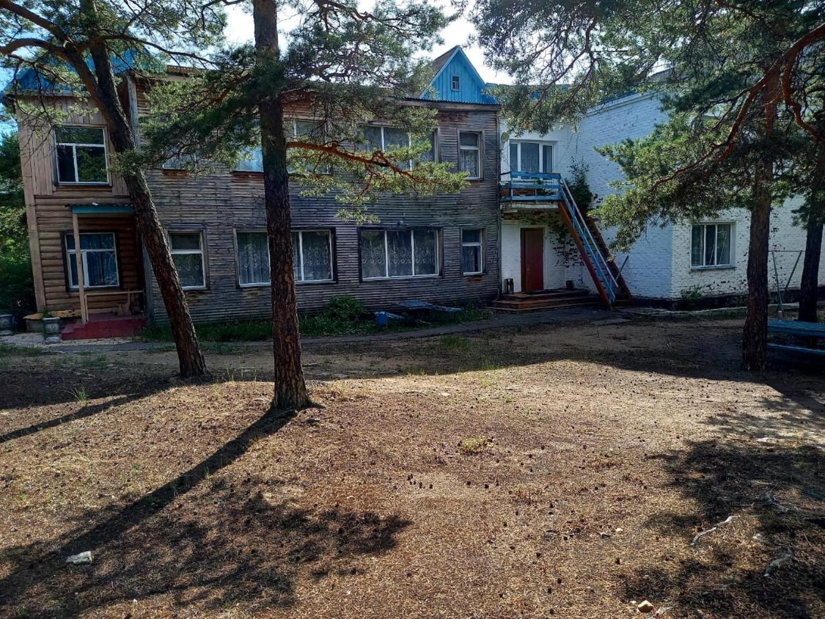 Гостевой Пансионат "Советский Союз" У Ербола Shchuchinsk Ngoại thất bức ảnh